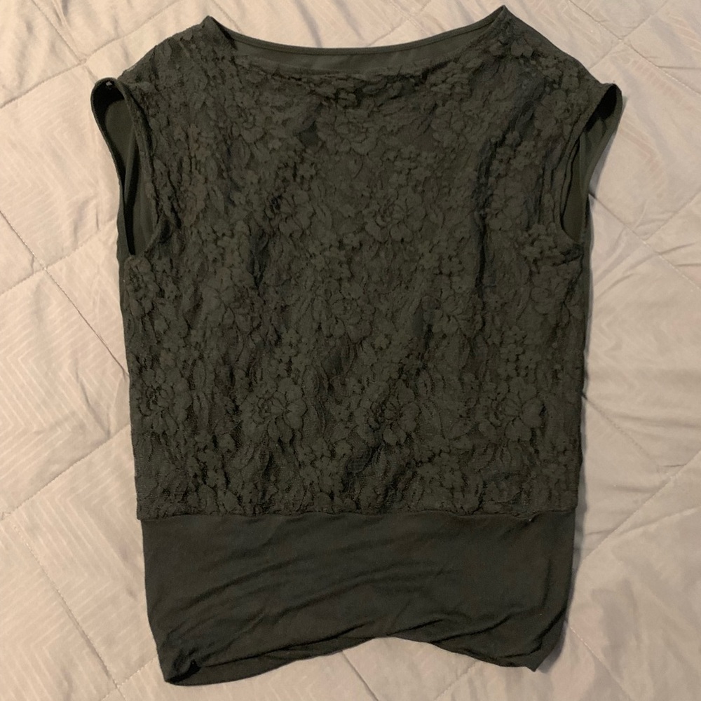 Express Lace Back Top - Picture 4 of 7